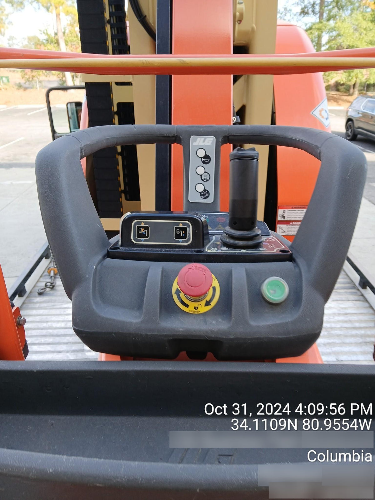 2022 JLG 26E