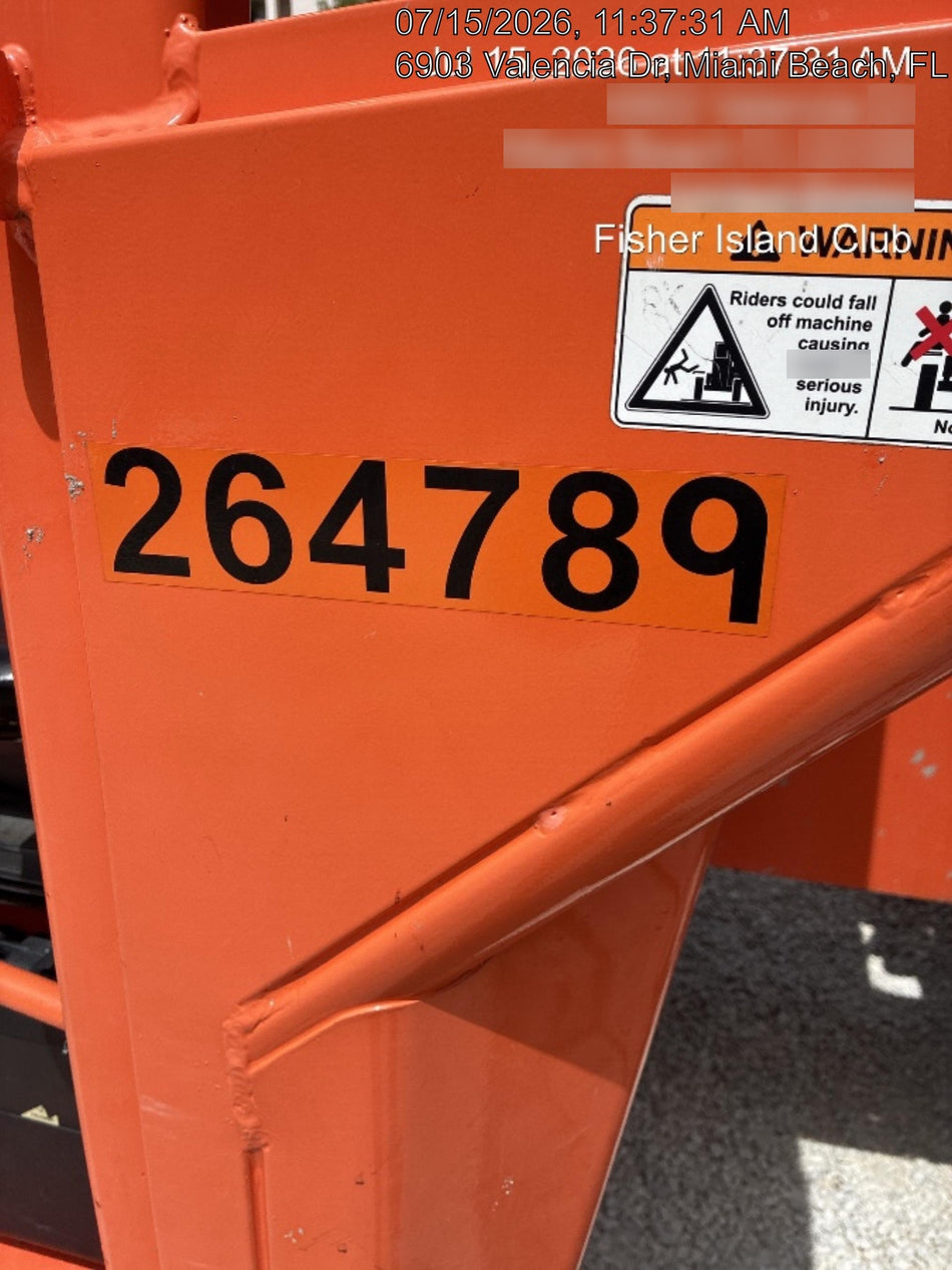 2022 SKYTRAK 8042