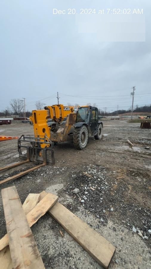 2022 JCB 512-56