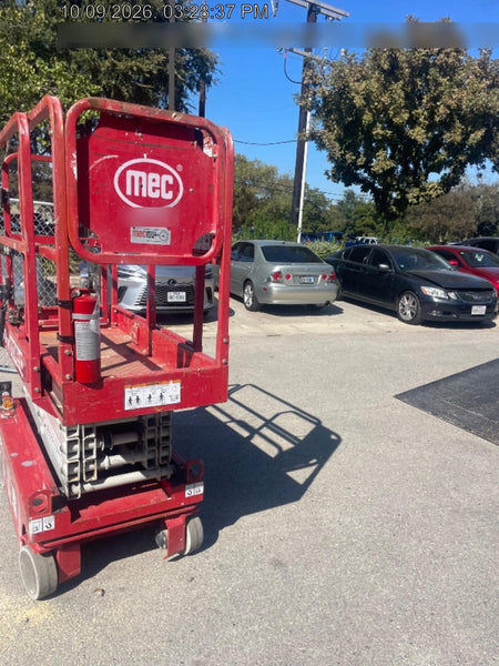 2019 MEC 1330SE MEC 1330SE w/ES Track Hardware, Full Extended 2 Year Warranty