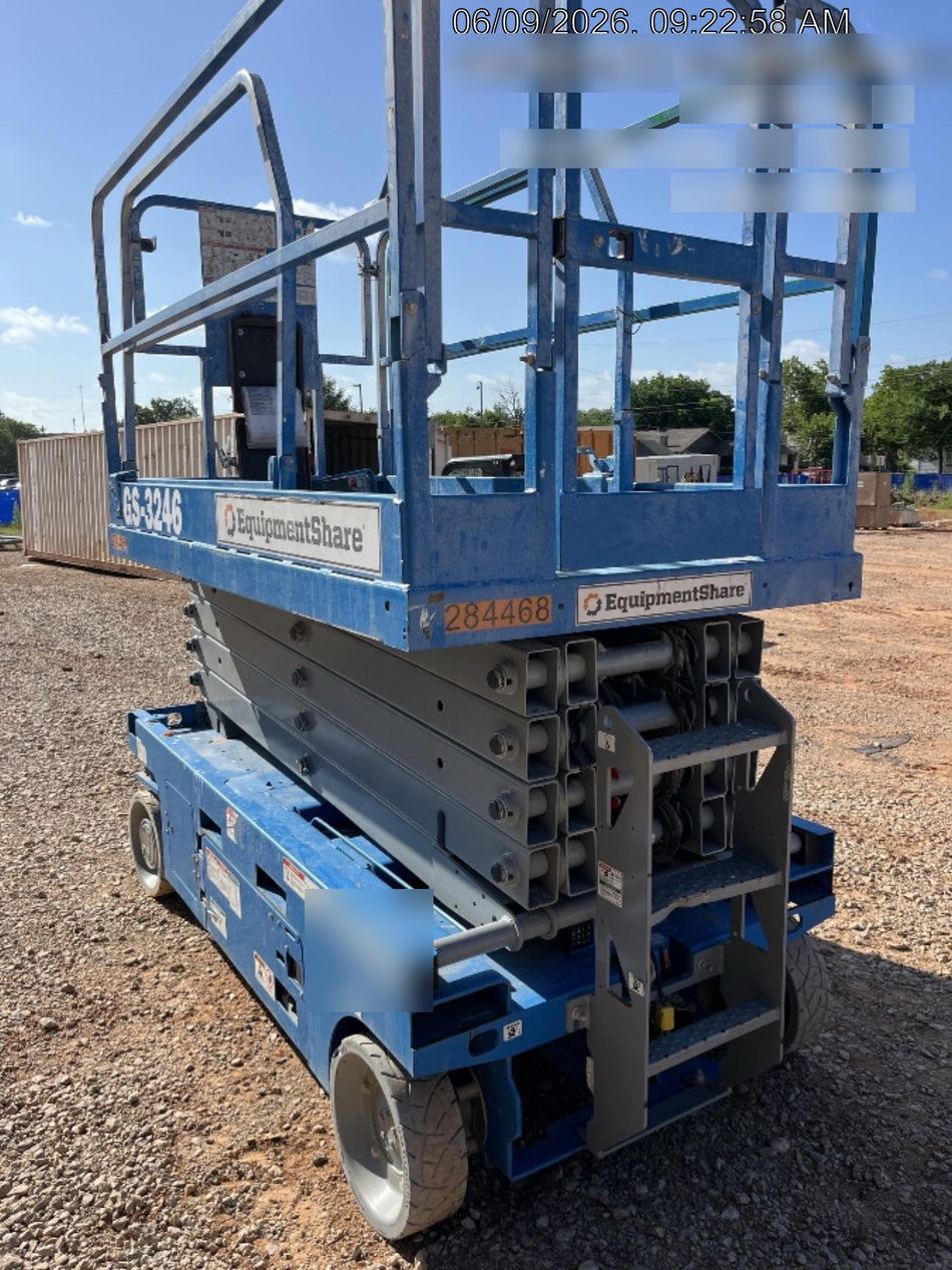 2022 GENIE GS-3246
