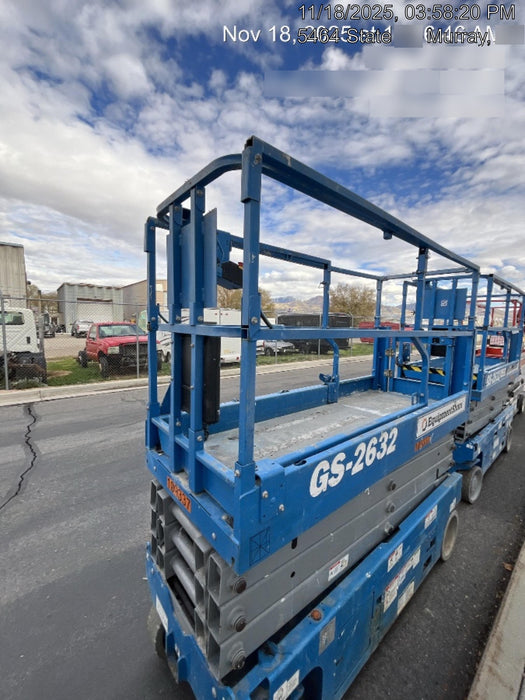 2020 Genie GS-2632 Solid NM Tires, Folding Rails with Half-Height Swing Gate, Beacon