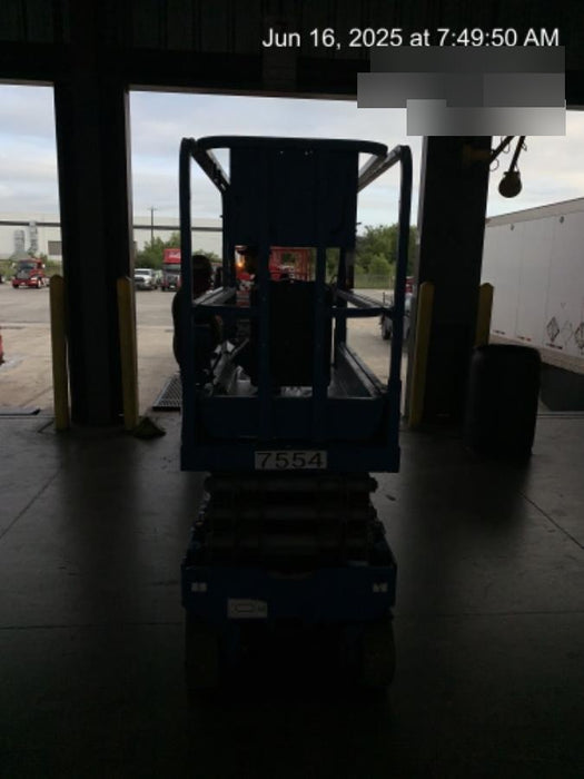 2017 Genie GS-1930 Genie GS-1930 Lift w/Fixed Rail and Chain Entry