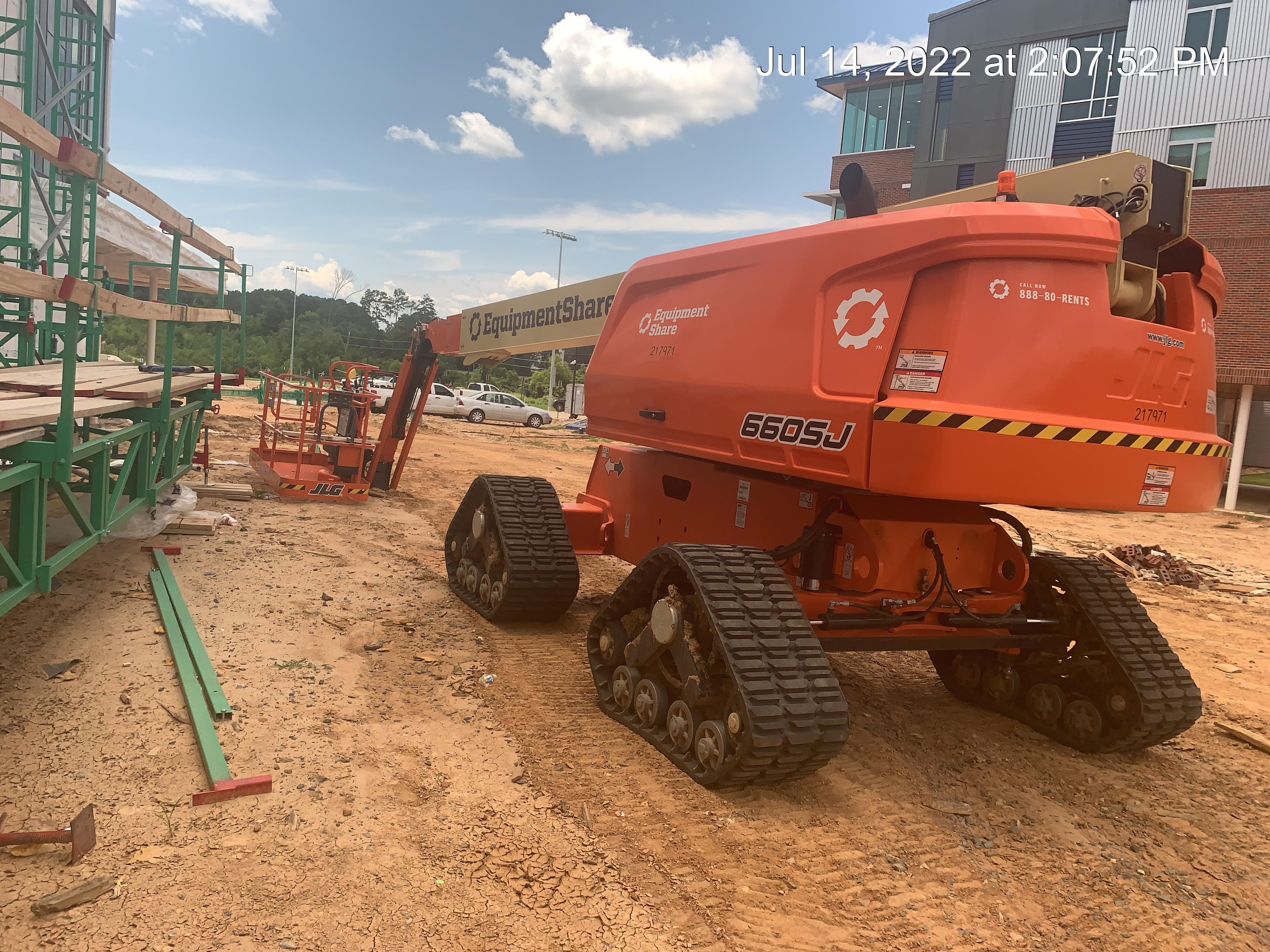 2022 JLG 660SJ Quad Track