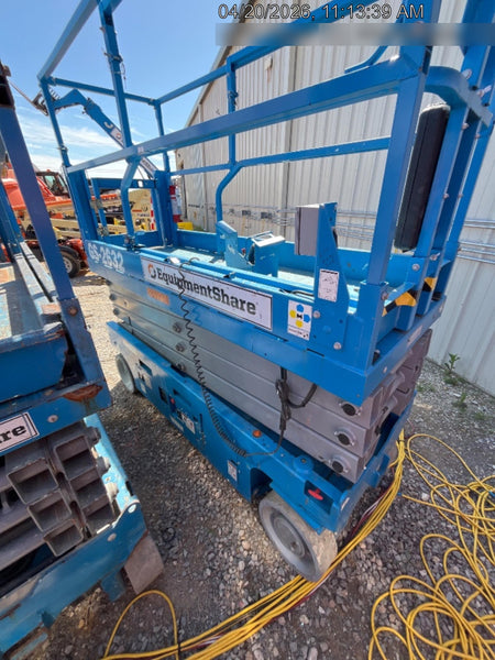 2022 GENIE GS-2632