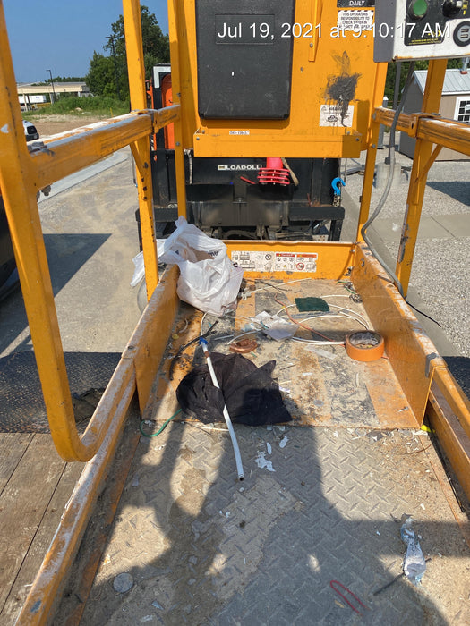 Custom Equipment HB-1430 <ul>
 <li>Hy-Brid Scissor Lift</li>
  <li>Platform capacity up to 670 lbs.</li>
  <li>Working height up to 20 ft</li>
  <li>Weighs under 1,700 lbs.</li>
  <li>Non-marking wheels </li>
</ul>