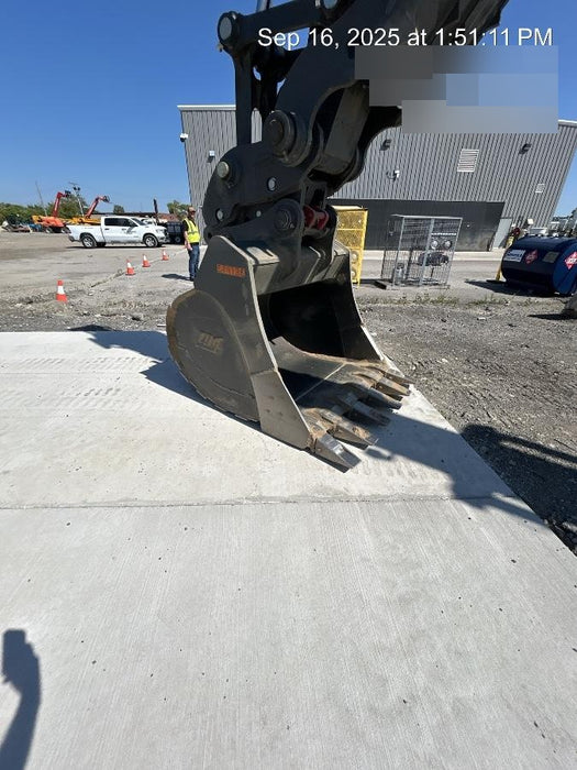 2025 JOHN DEERE 60" Bucket, Excavator 77,000 - 85,000 John Deere