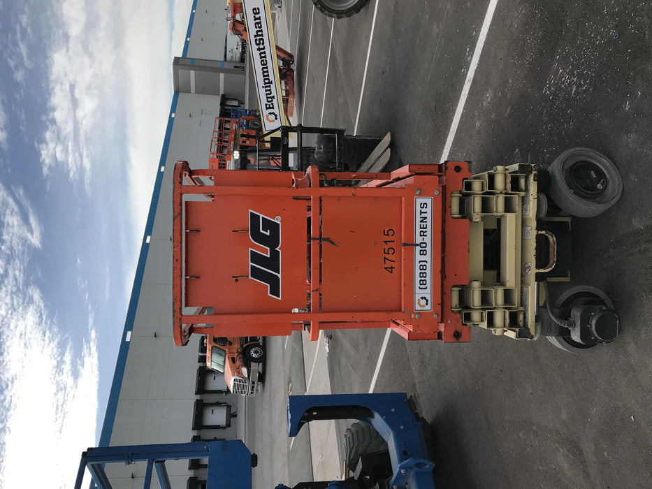 2016 JLG 1930ES