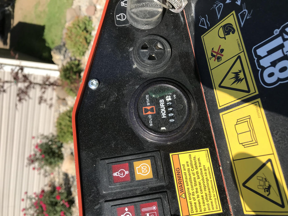 2020 DITCH WITCH SK800A