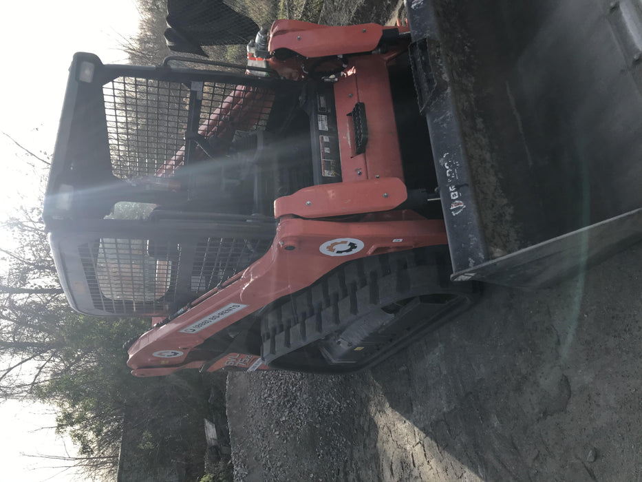 2019 Kubota SVL75-2 Canopy, Standard Tracks, Standard Flow, Manual QC 68" HD w/smooth Cutting Edge