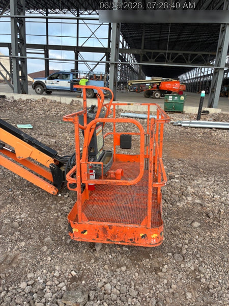 2022 JLG 660SJ