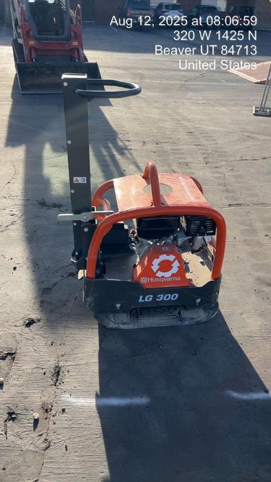 2025 HUSQVARNA LG300