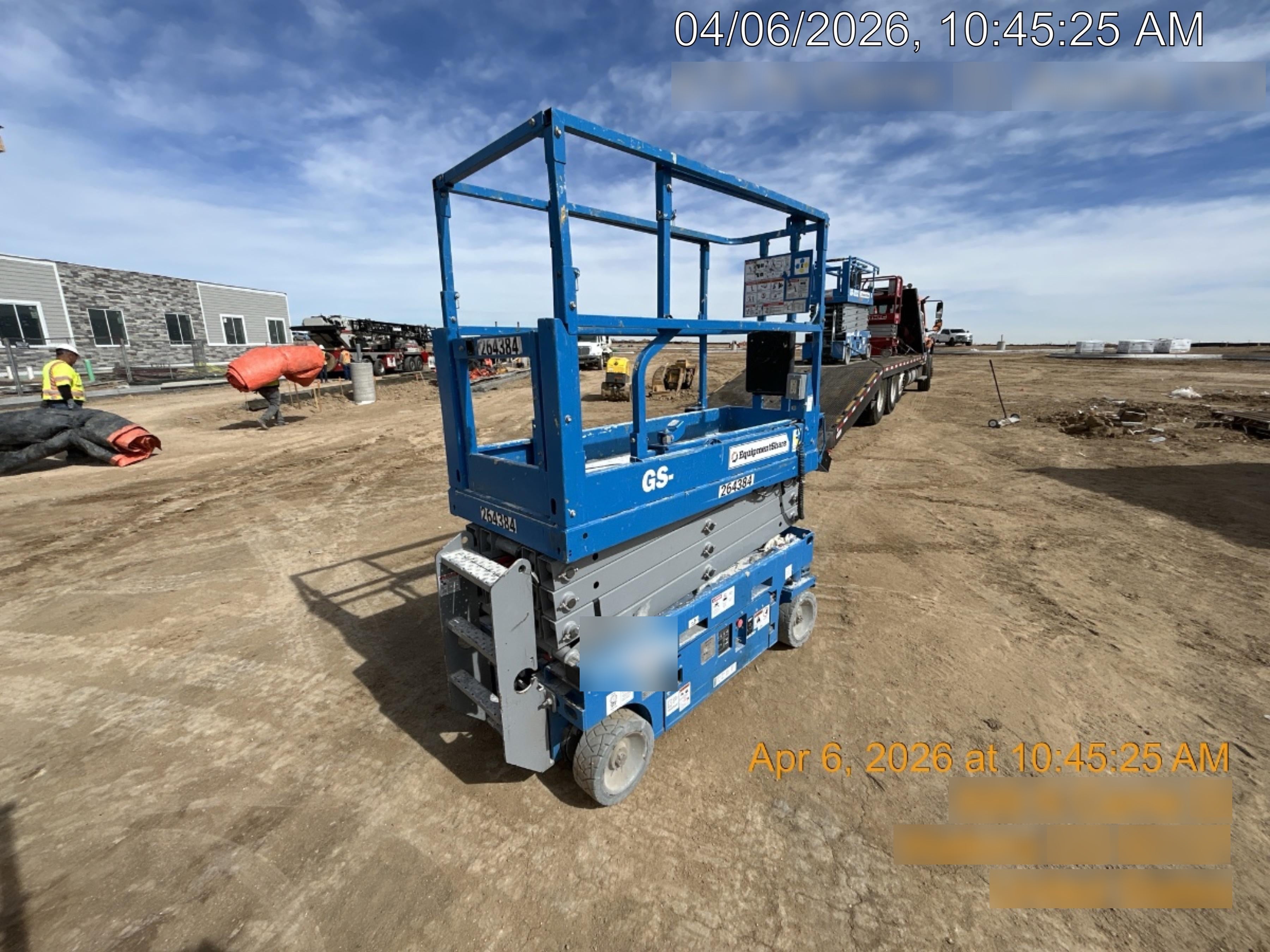 2023 GENIE GS-3232