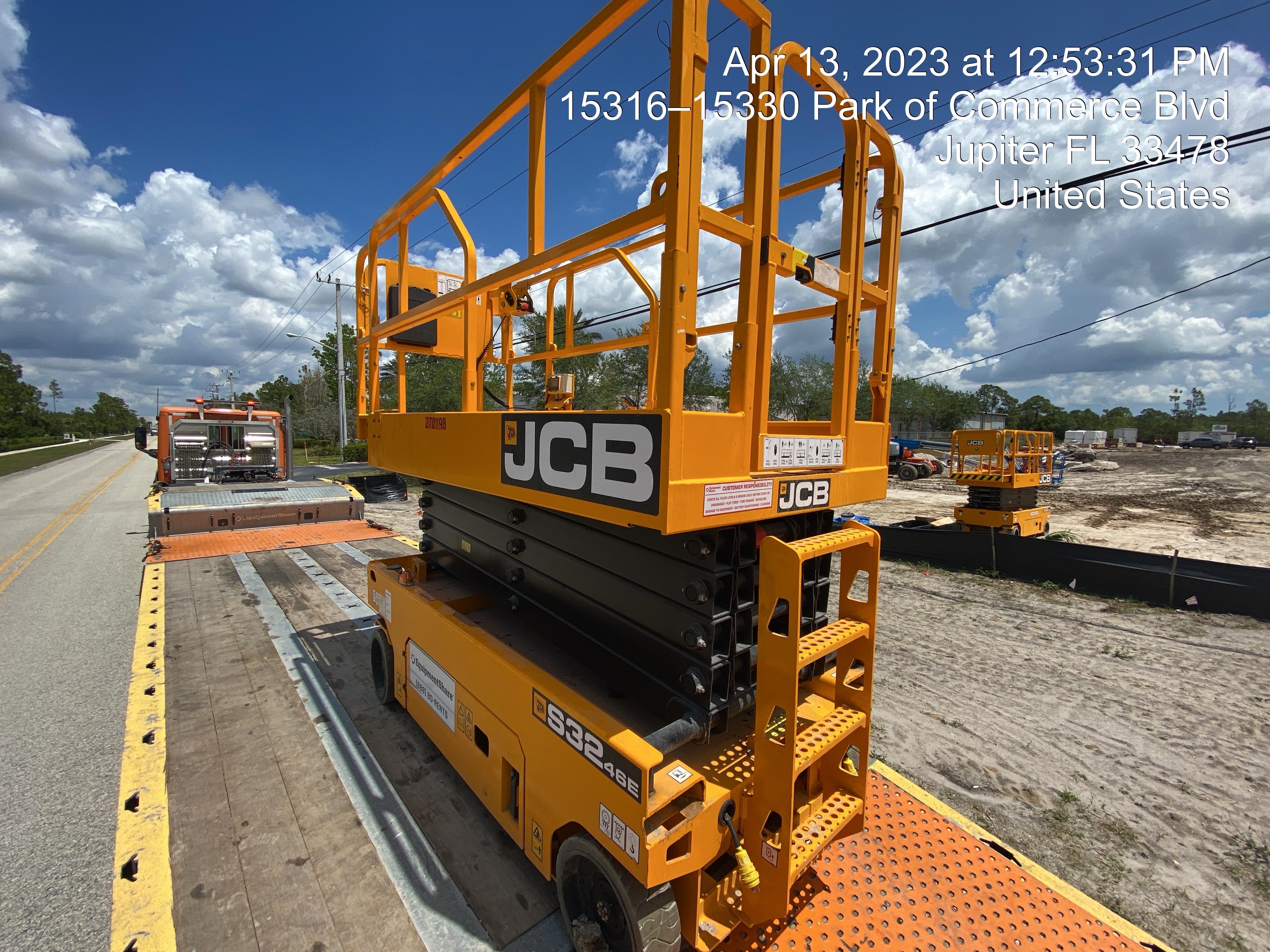 2022 JCB S3246E
