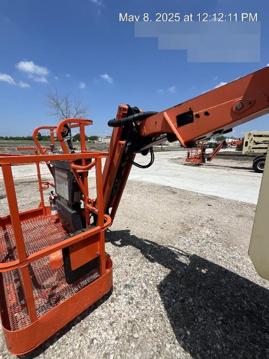 2019 JLG 450AJ