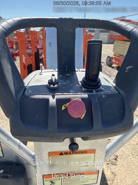2022 JLG T500J