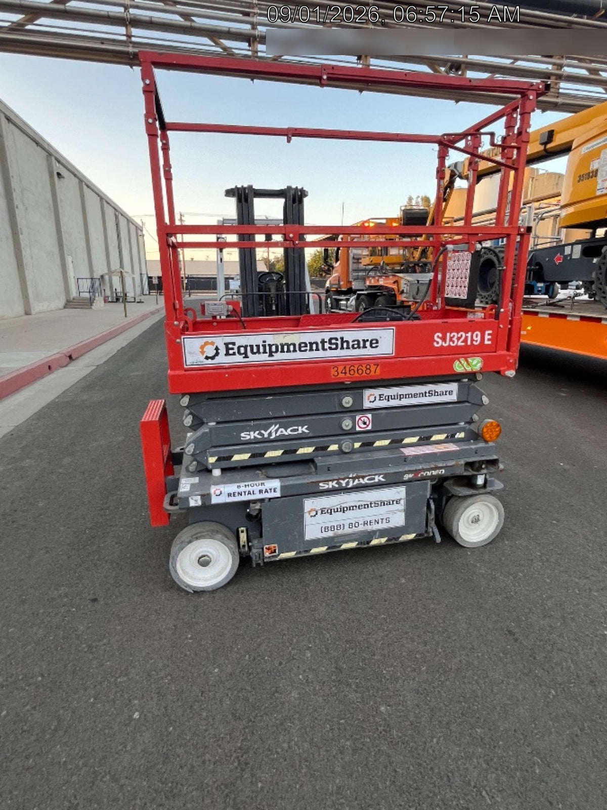 2022 JLG ES1932