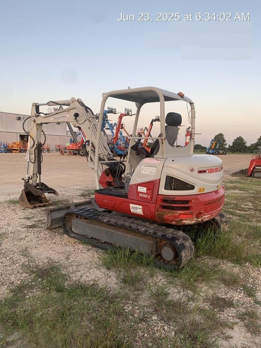 2021 TAKEUCHI TB250-2