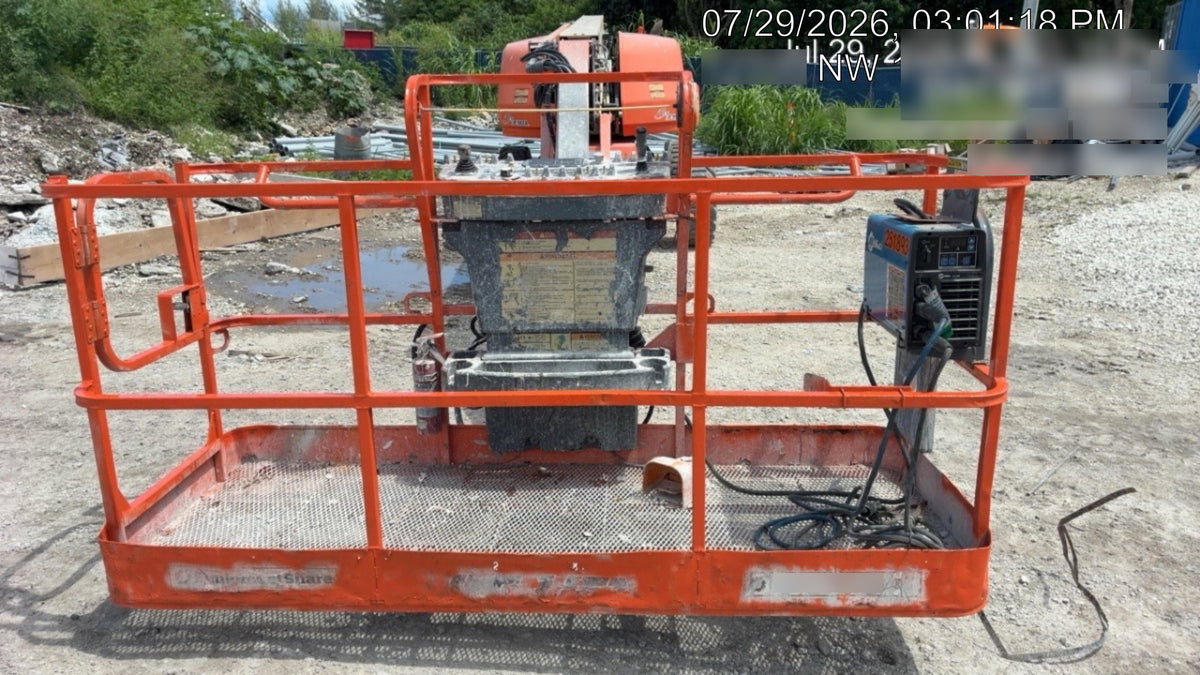 2020 JLG 660SJ