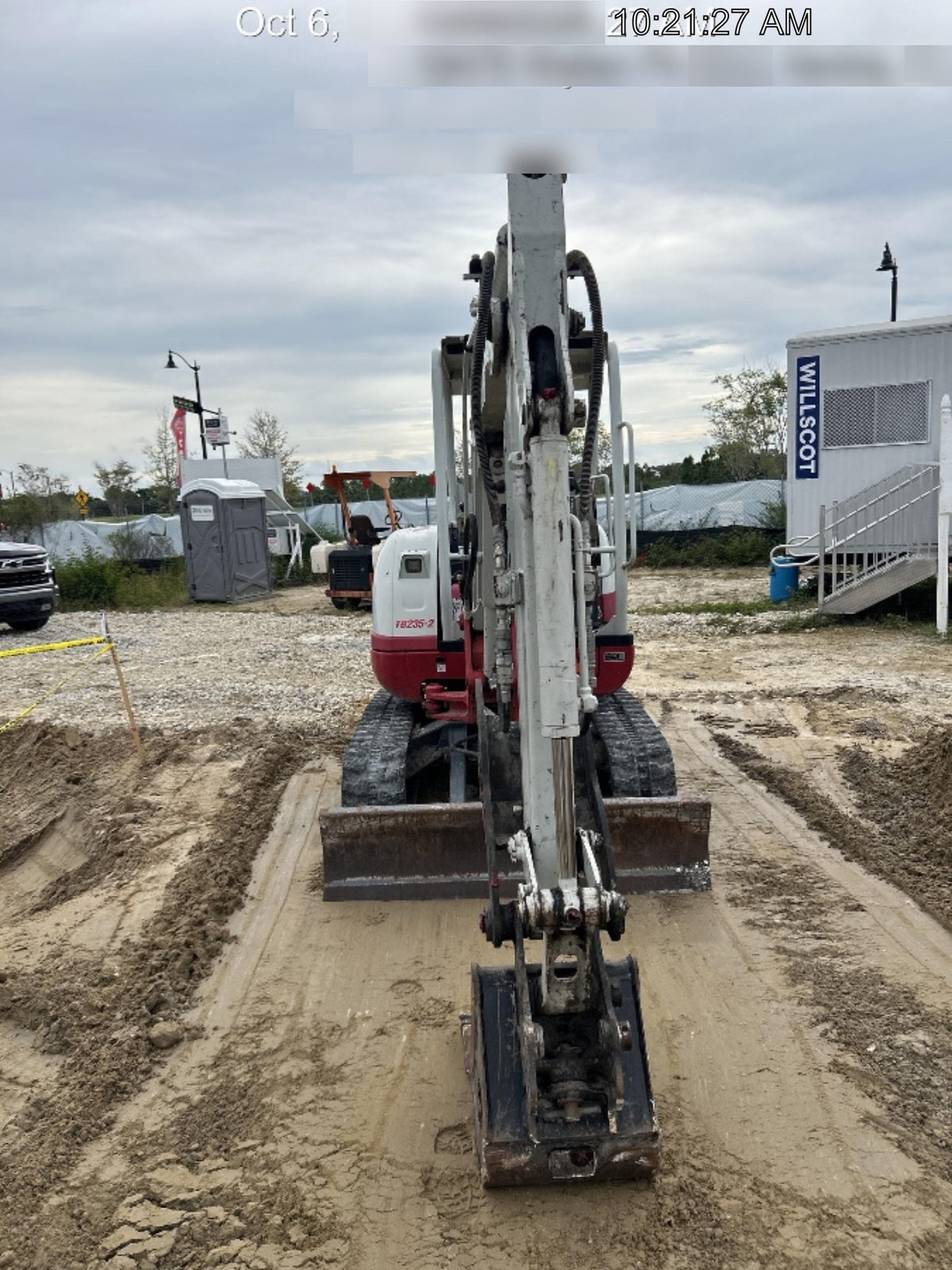 2022 TAKEUCHI TB235-2R