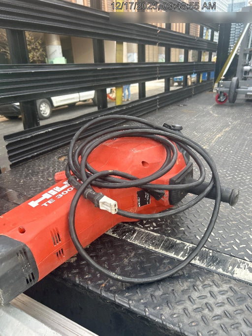 2022 HILTI TE 3000-AVR