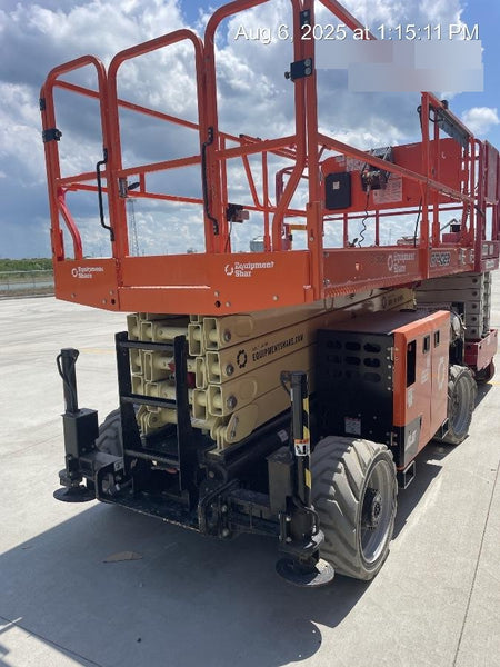 2023 JLG RT4069