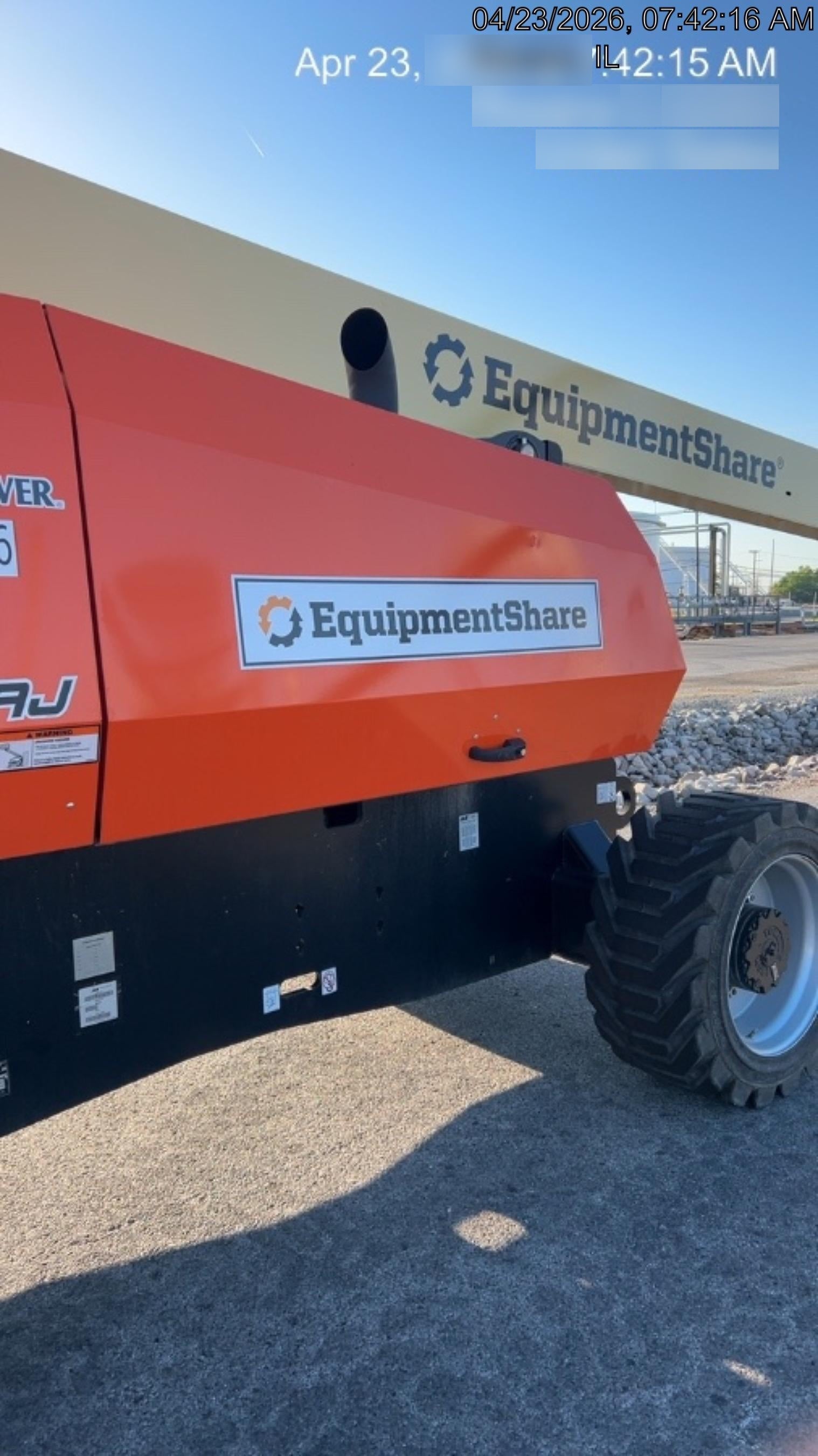 2025 JLG 800AJ