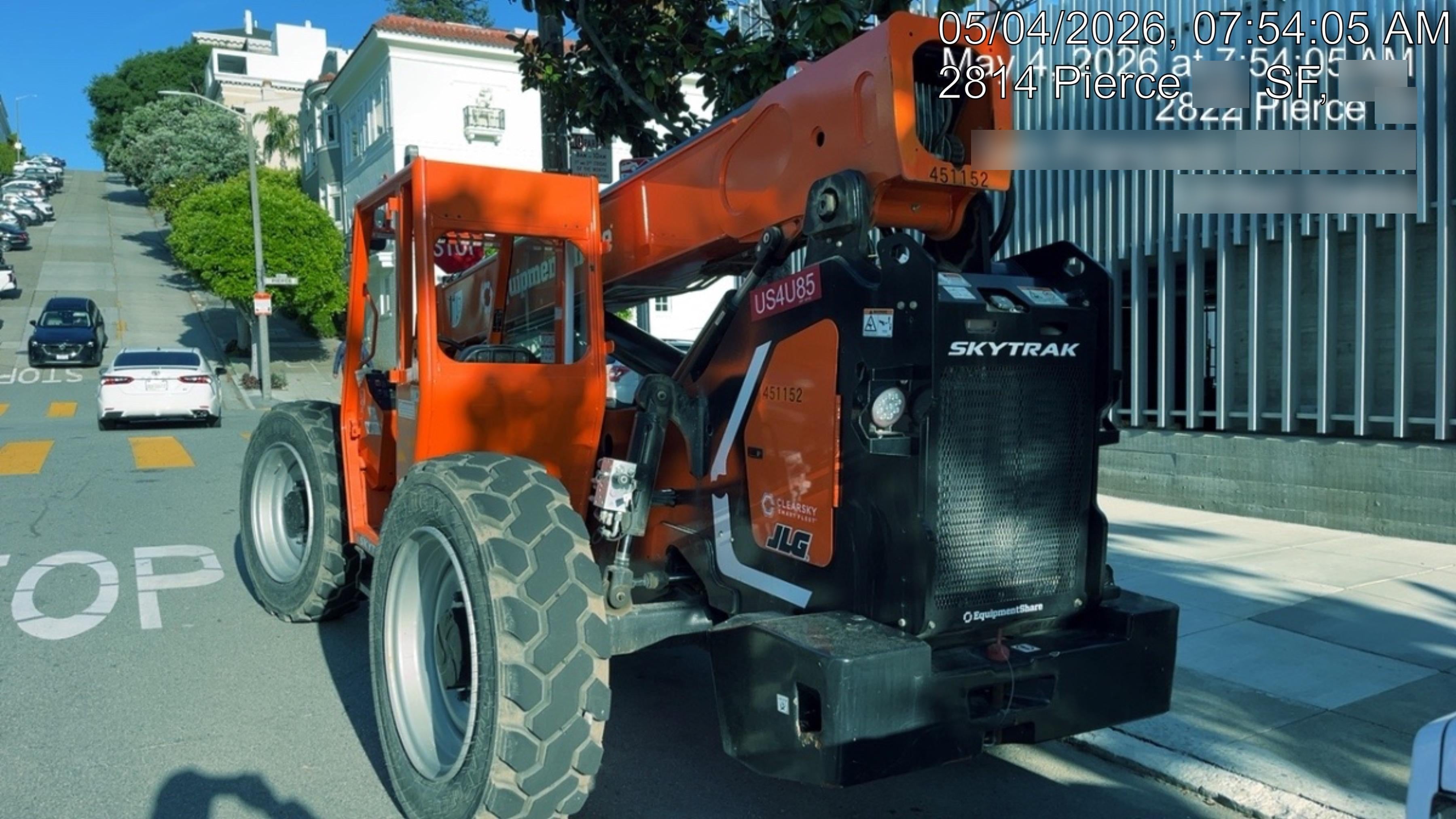 2024 SKYTRAK 8042