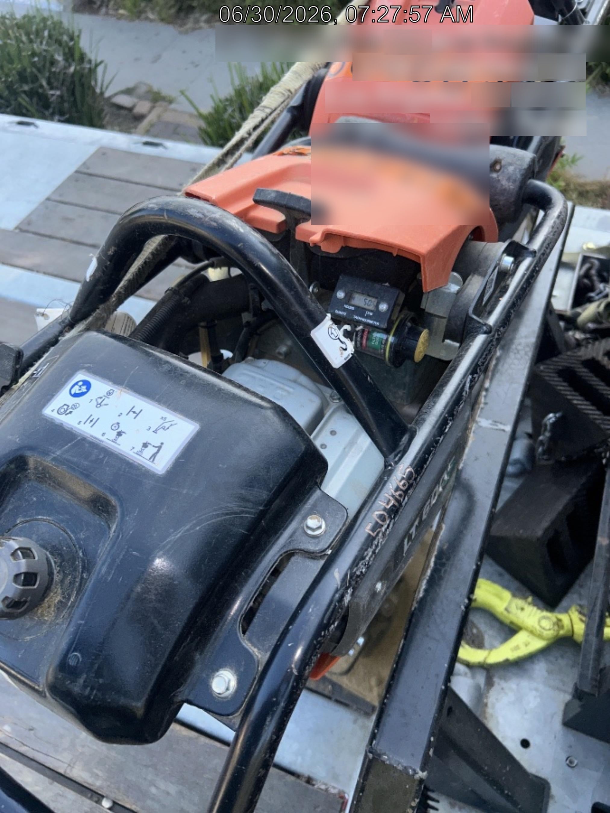 2025 HUSQVARNA LT6005
