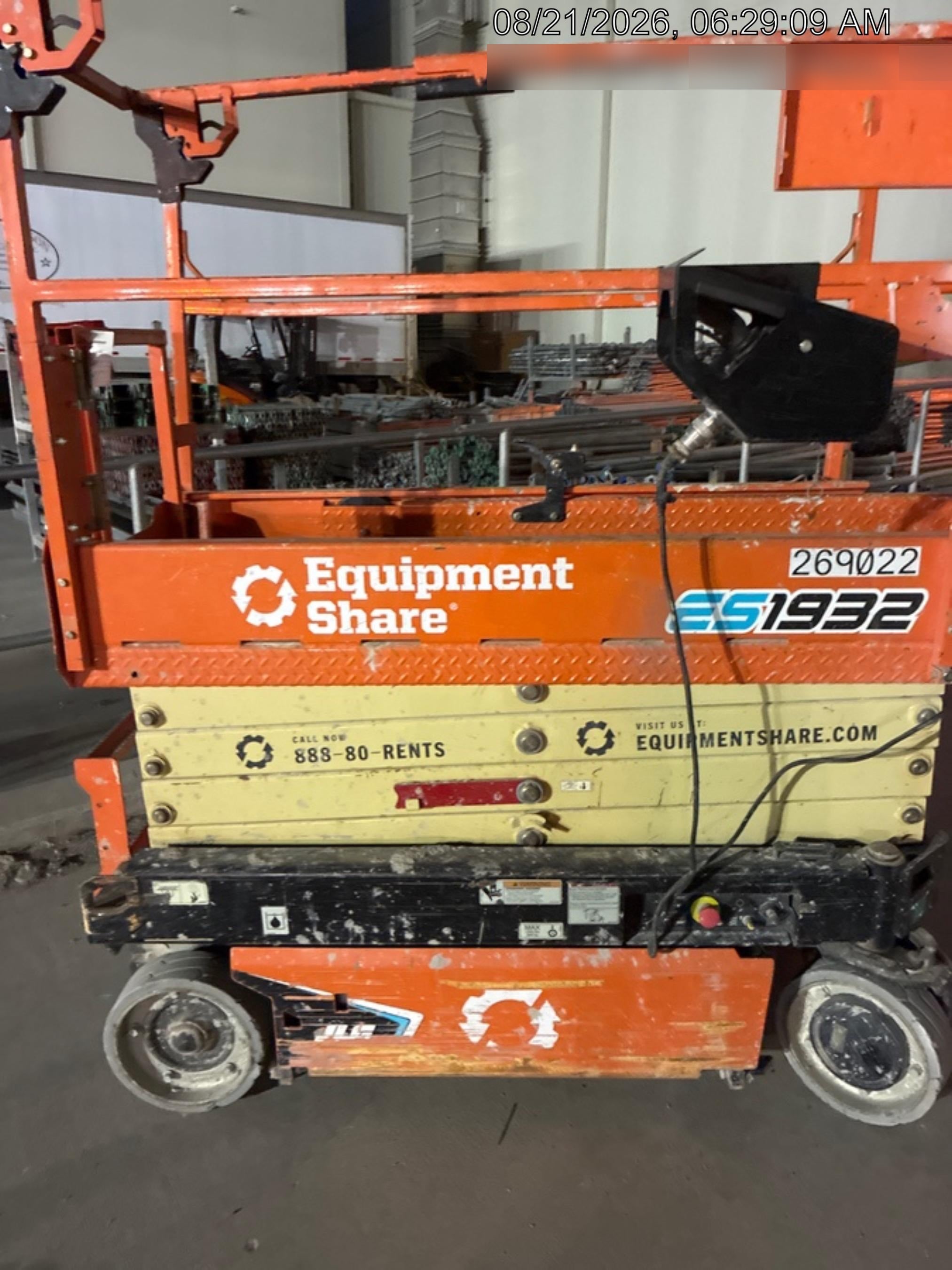 2022 JLG ES1932