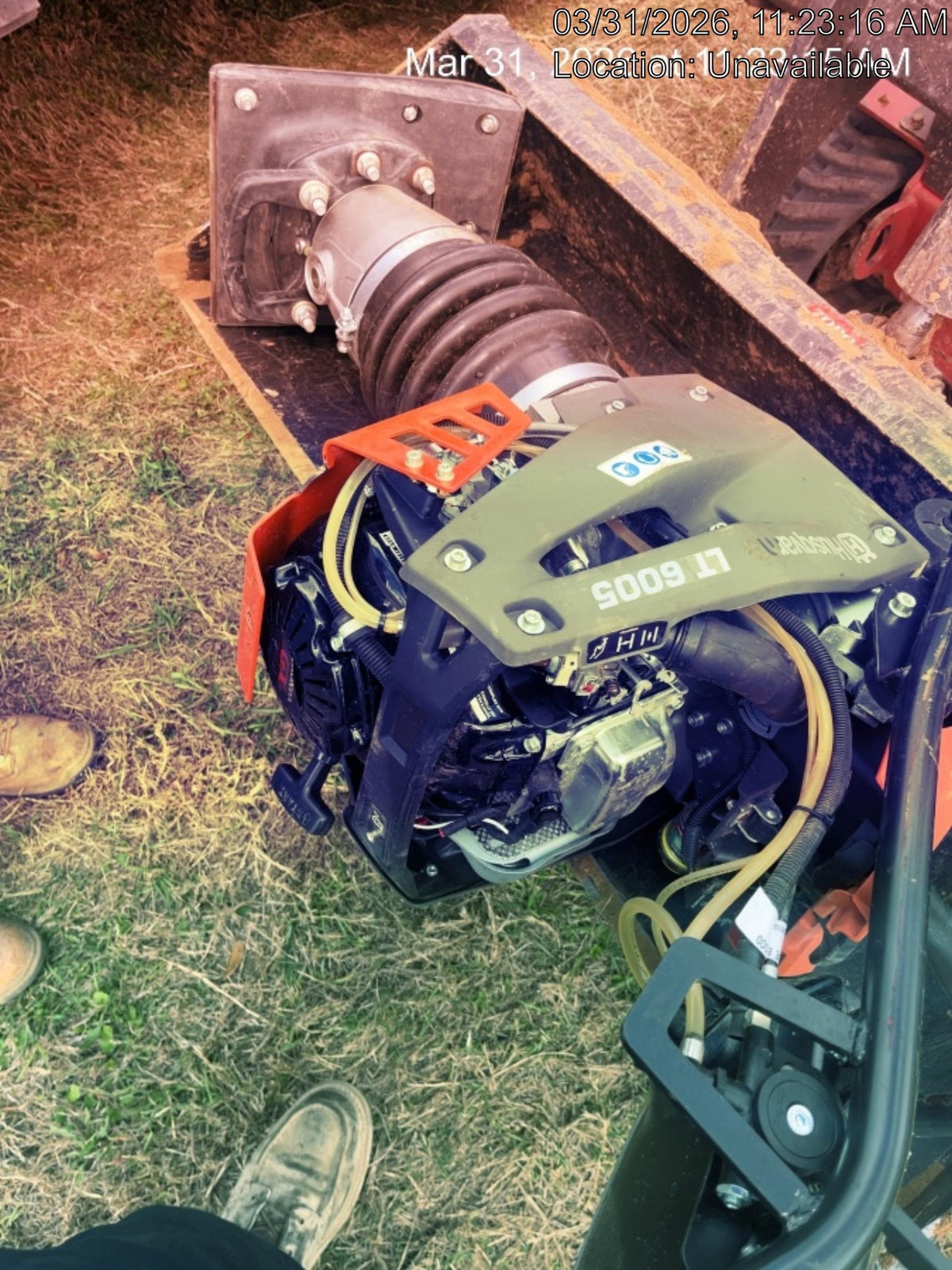 2024 HUSQVARNA LT6005