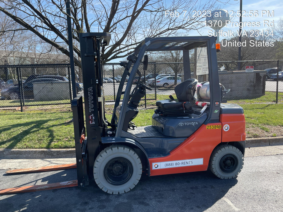 2022 TOYOTA 50-8FGU25