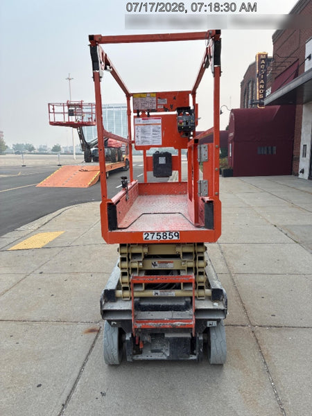 2022 JLG ES1932
