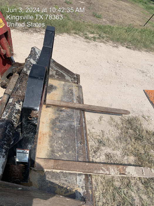 2024 VIRNIG 48" Pallet Forks - Virnig