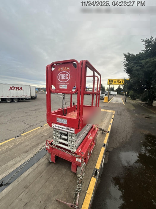 2020 MEC 1330SE Solid NM Tires, Steel Swing out Doors, LCS, Beacon, 900W Inverter