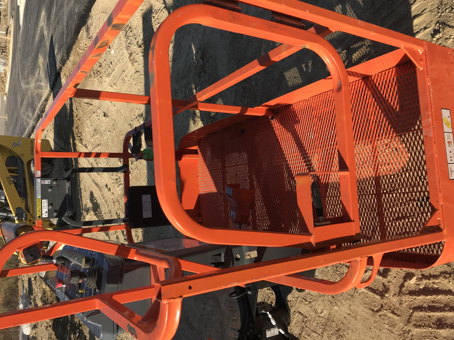 2019 JLG 450AJ