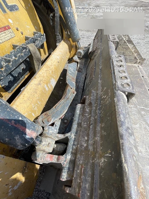 2017 Gehl V330 Standard Rental Specs