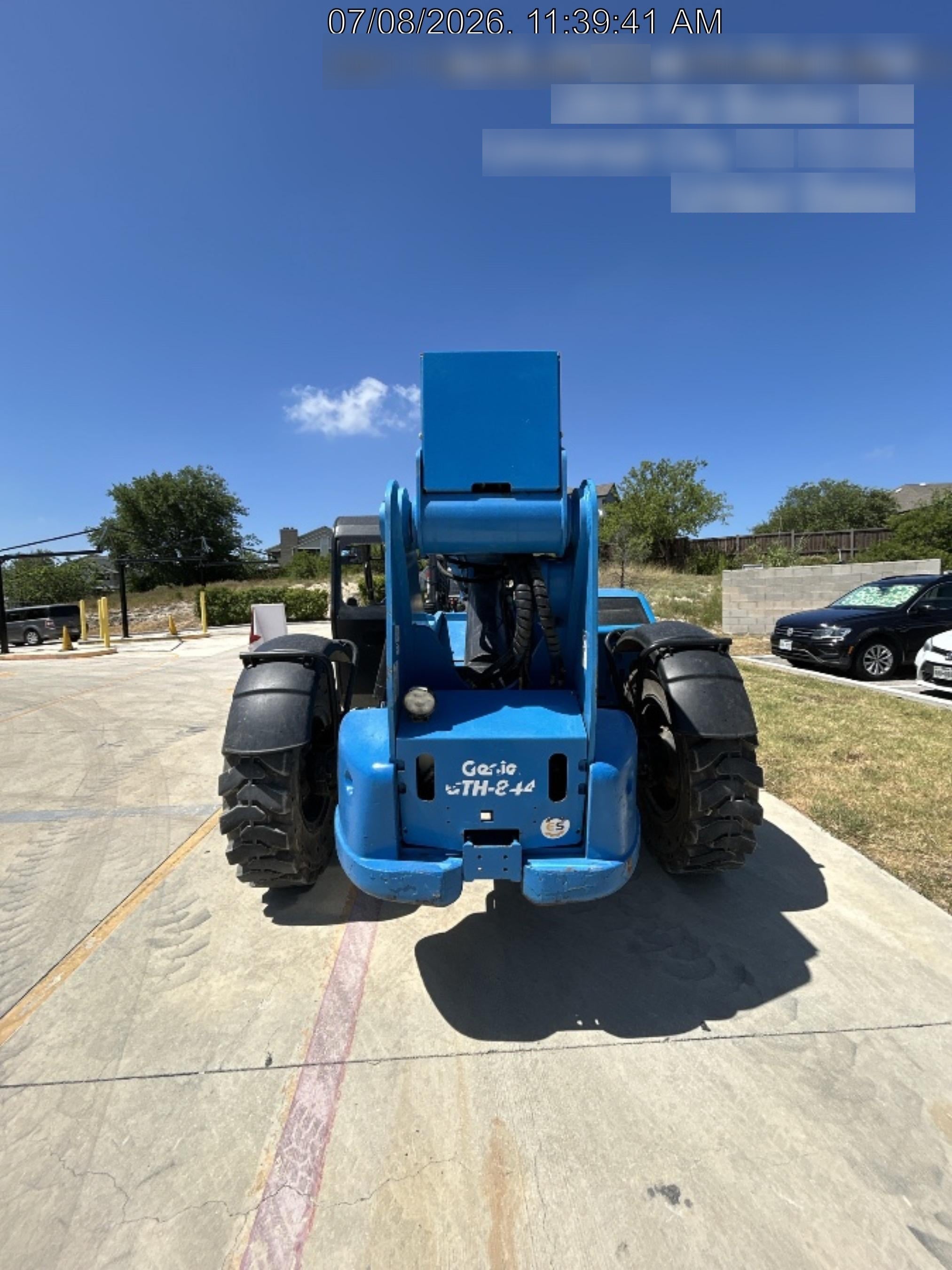 2017 GENIE GTH-844