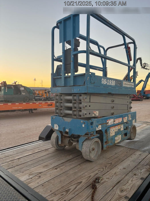 2019 Genie GS-1930 Genie GS-1930 Scissor Lift w/Standard Options