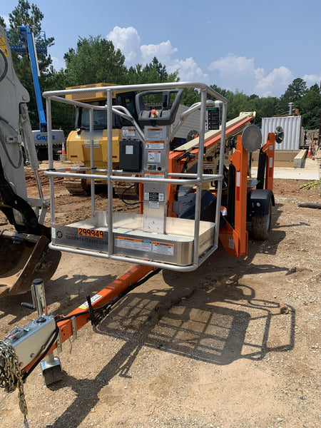 2023 JLG T350
