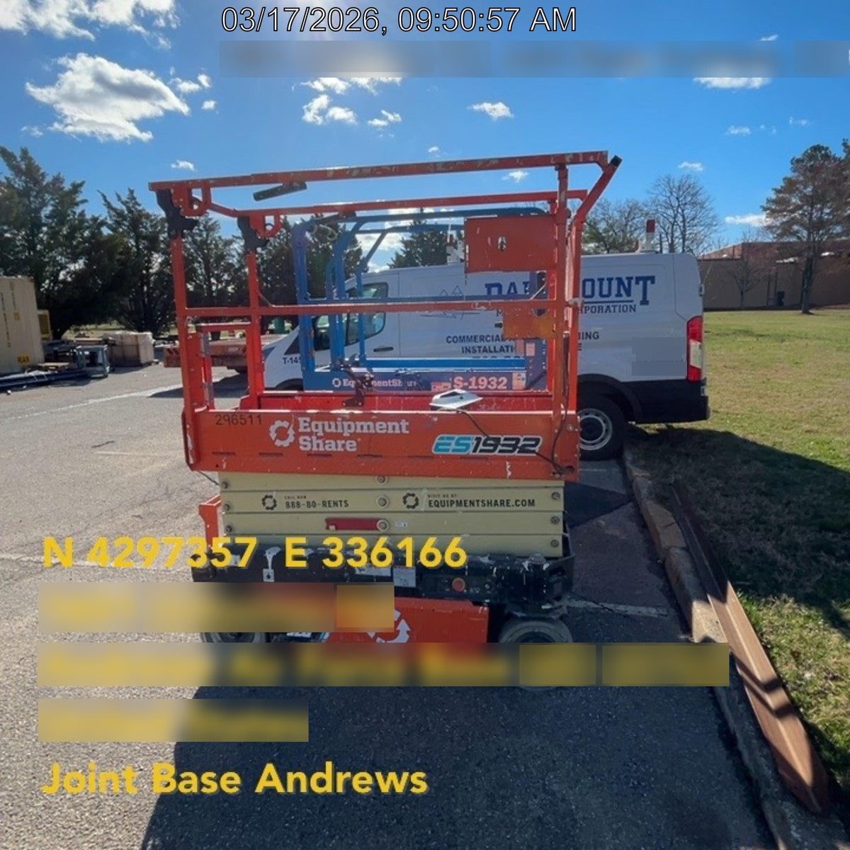 2023 JLG ES1932