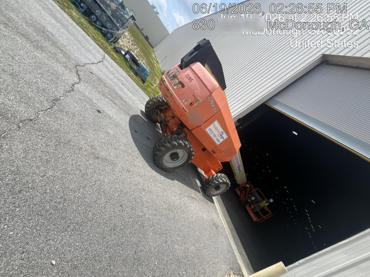 2016 JLG 660SJ