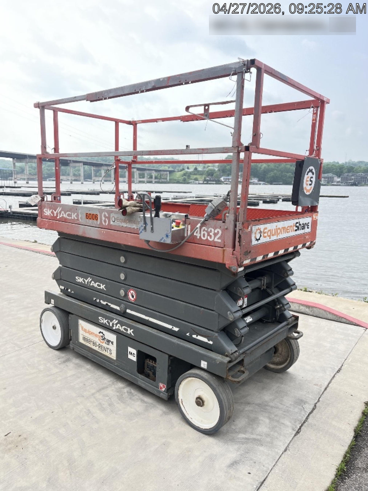 2017 Skyjack SJIII-4632 Skyjack SJ4632, Trojan Battery Set, Extended Warranty 5yr/5k hr