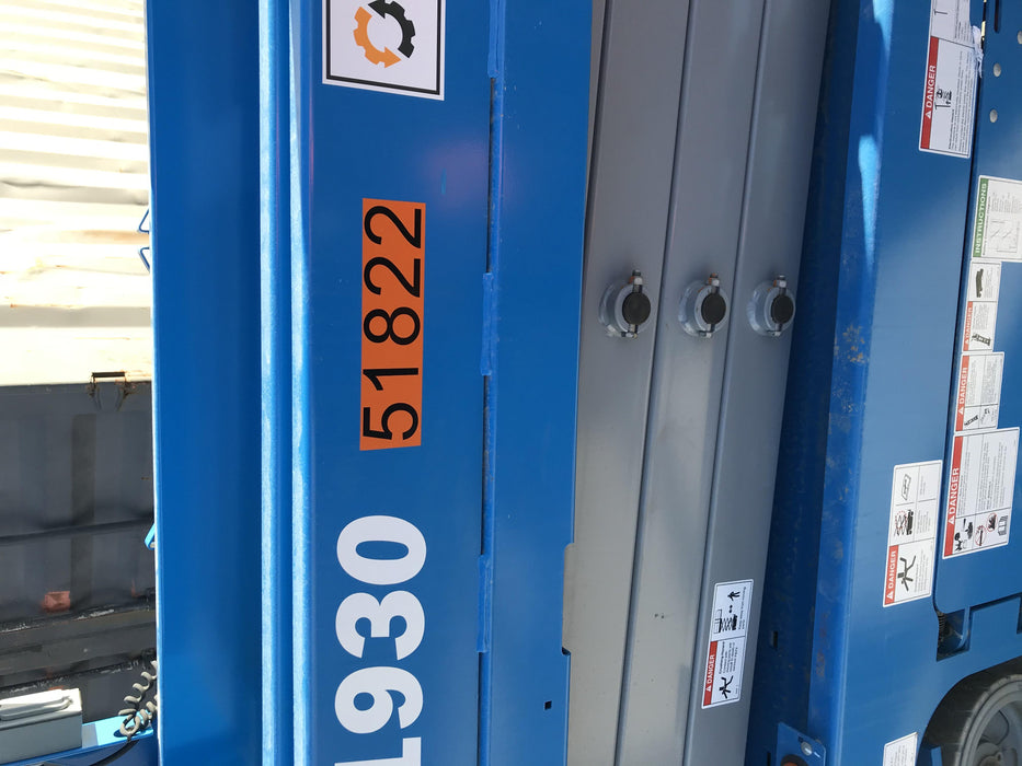 2019 Genie GS-1930 Fixed Rails with Chain Entry