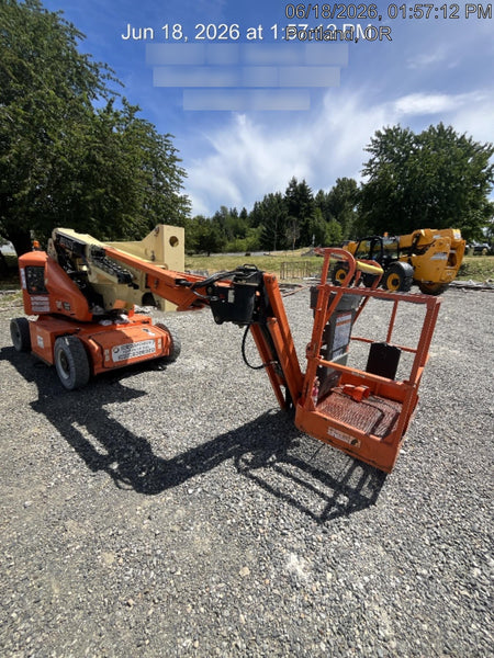 2019 JLG E400AJPN