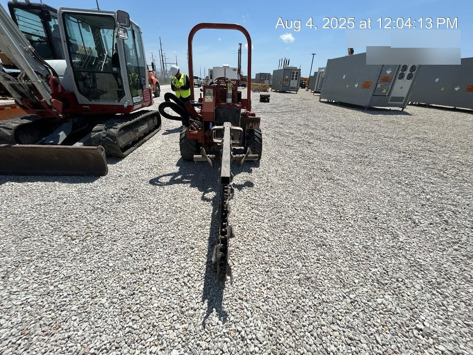 2019 DITCH WITCH RT45A