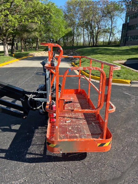 2025 JLG 660SJ