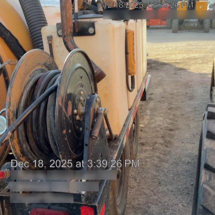 2023 Vac-Tron LP573XDT T4 Koehler Diesel Engine, 500 Gallon Debris Tank, x2 100 Gallon Water Tanks