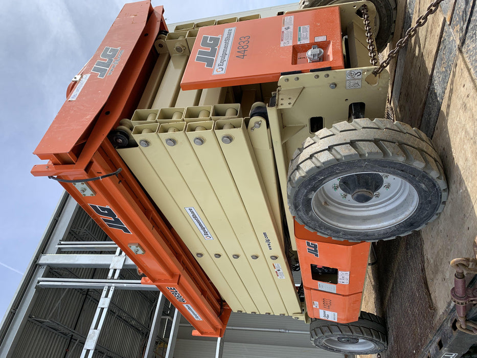 2019 JLG 4069LE