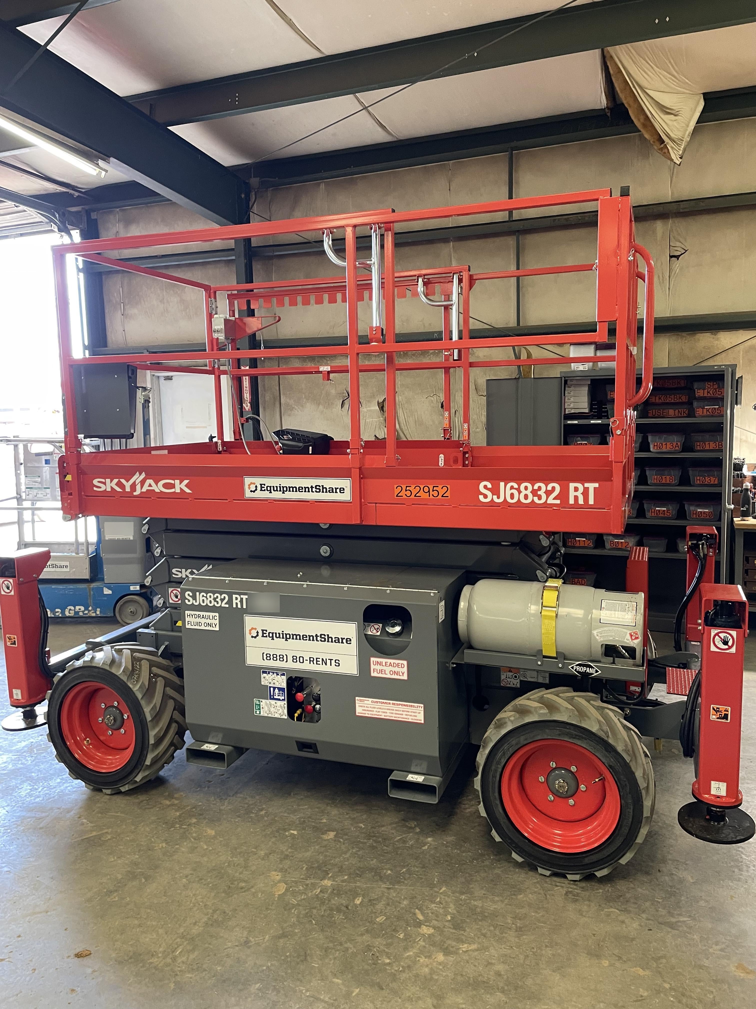 2022 SKYJACK SJ6832 RT